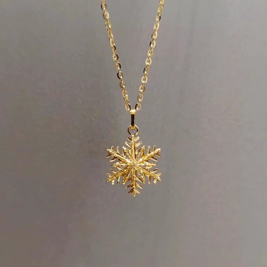 New Chinese Style Golden Snowflake Pendant Women's Necklace Winter Woolen Chain Atmosphere Light Luxury High-end Delicate Necklace Chain
